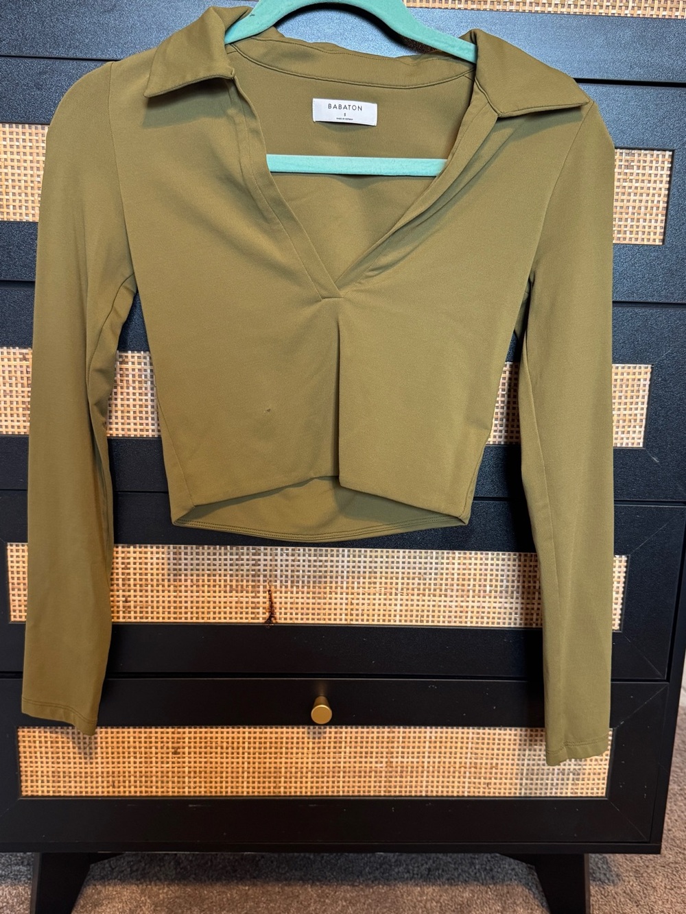 Babaton Olive Cropped Long-Sleeve V-Neck Top